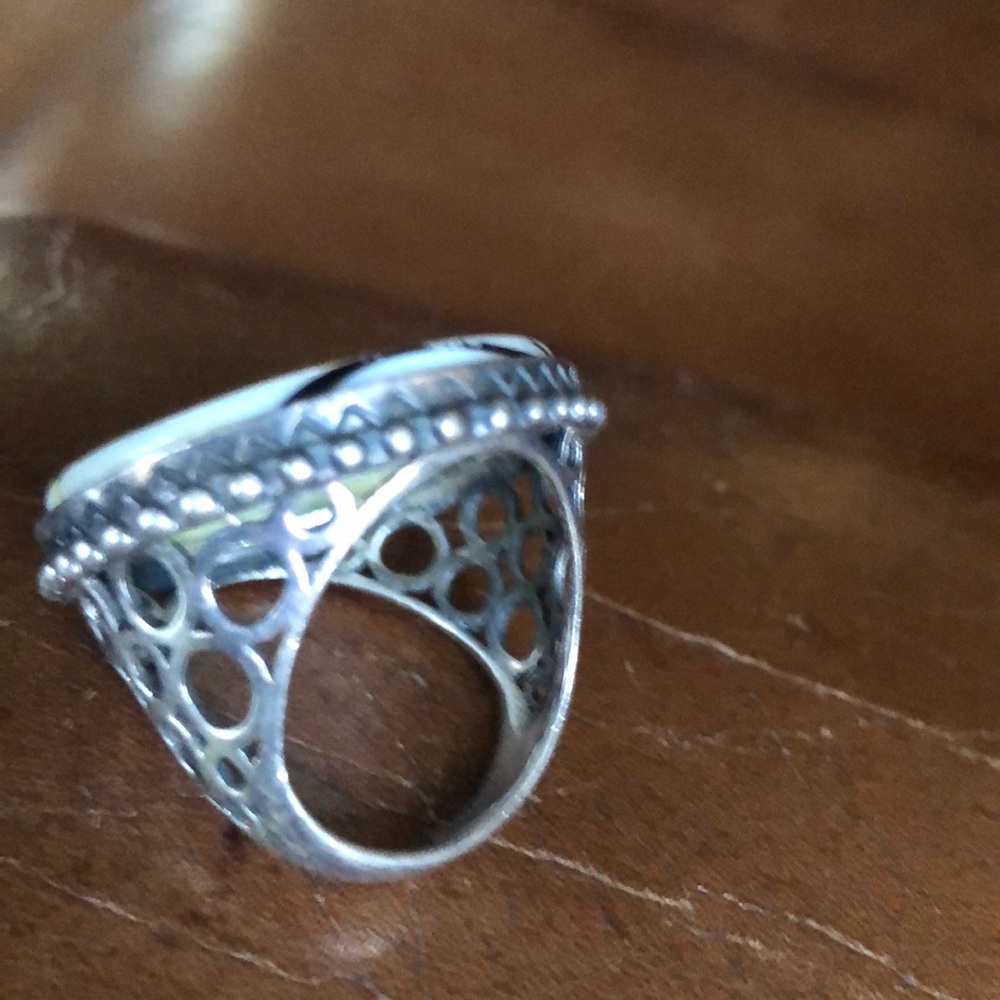 Silver ring - Picture 4 of 7